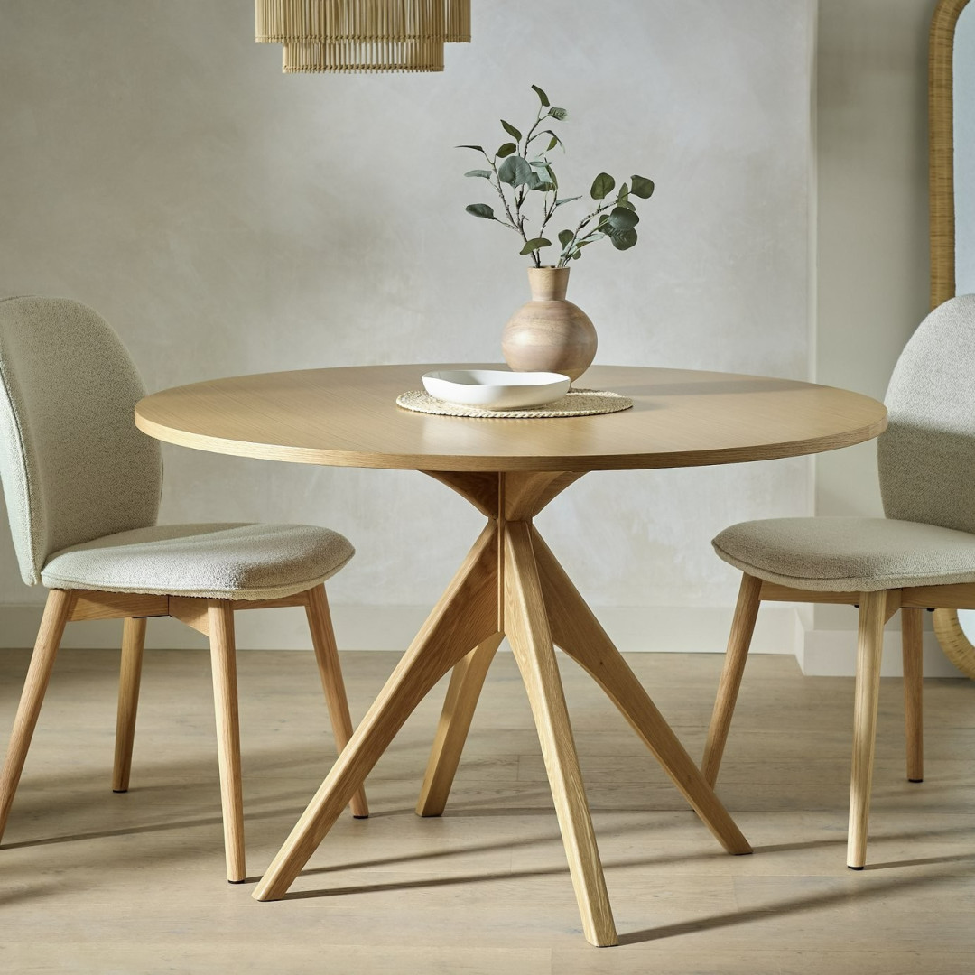 Austin Oak Veneer 4 Seater Dining Table - Natural | Stylish 4seater dining table Austin Oak Veneer 4 Seater Dining Table - Natural | Stylish 4seater dining table