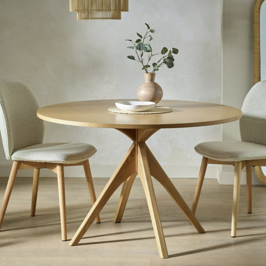 Austin Oak Veneer 4 Seater Dining Table - Natural | Stylish 4seater dining table