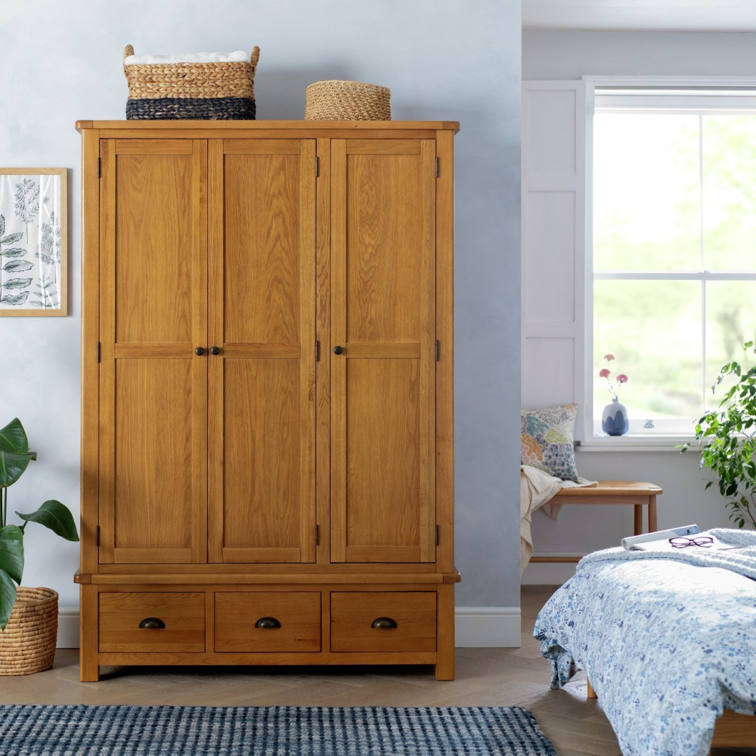 Home Kent 3 Door 3 Drawer Wardrobe - Oak Home Kent 3 Door 3 Drawer Wardrobe - Oak